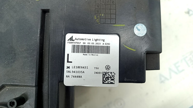Фара передняя левая в сборе VW Tiguan 22-24 LED царапины, песок