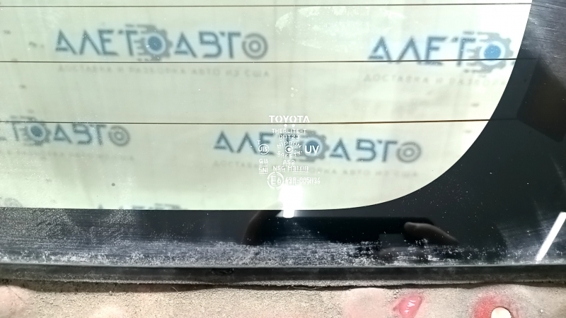 Дверь багажника голая со стеклом Toyota Prius 30 12-15 красный 3R3, с двумя стеклами