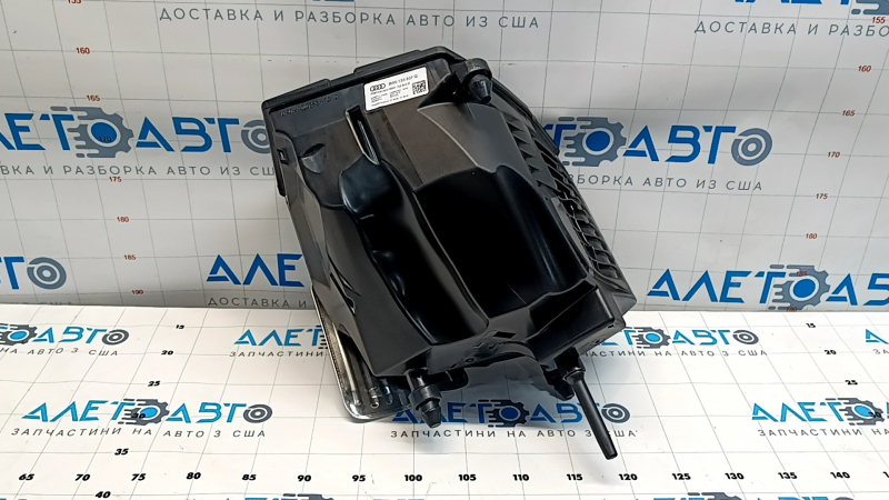 Корпус воздушного фильтра Audi A4 B9 17-20 2.0T DBPA
