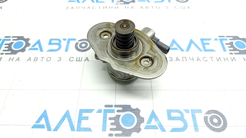 Топливный насос высокого давления ТНВД BMW 5 F10 14-16 2.0T