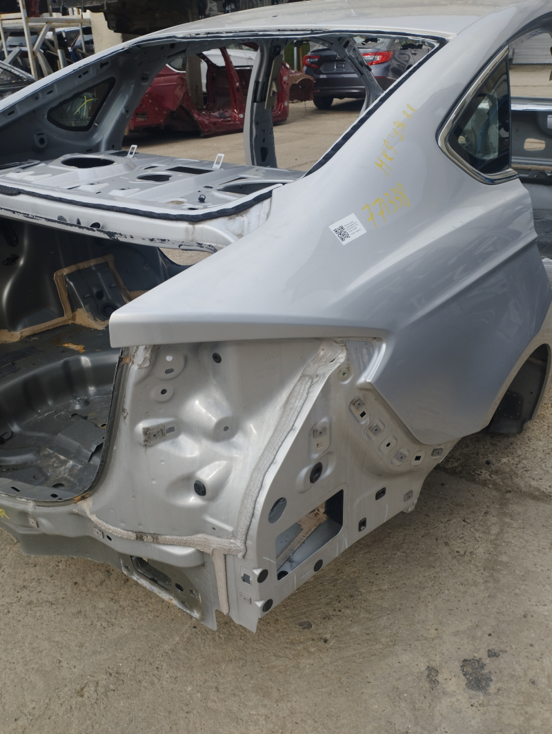 Четверть крыло задняя правая Ford Fusion mk5 13-20 на кузове, серебро