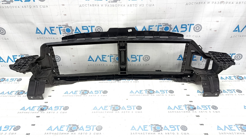 Воздуховод жалюзи верхний Volvo XC60 18-26