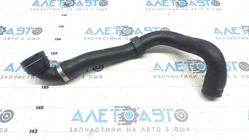 Патрубок охлаждения верхний Volvo XC60 18-26 T5, T6, T8