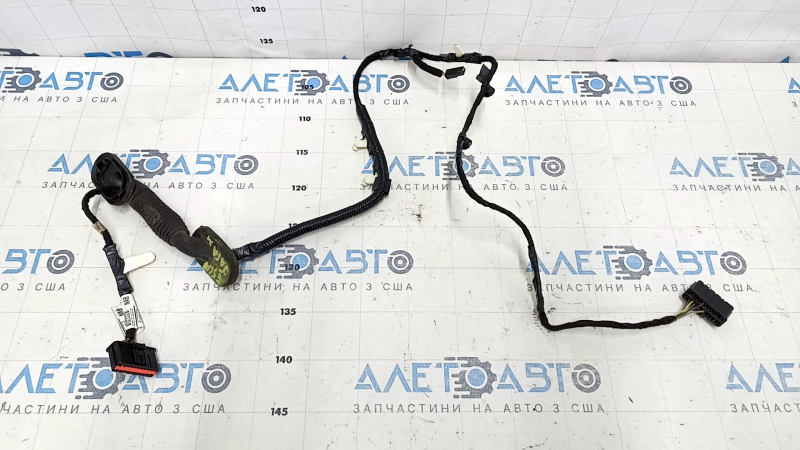 Проводка двери багажника правая Ford Escape MK3 13-16 дорест