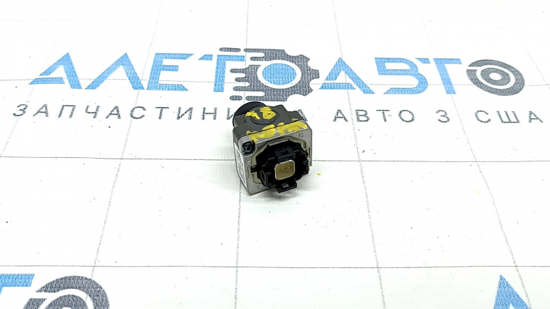 Камера заднего вида Volvo XC60 18-26 под 360