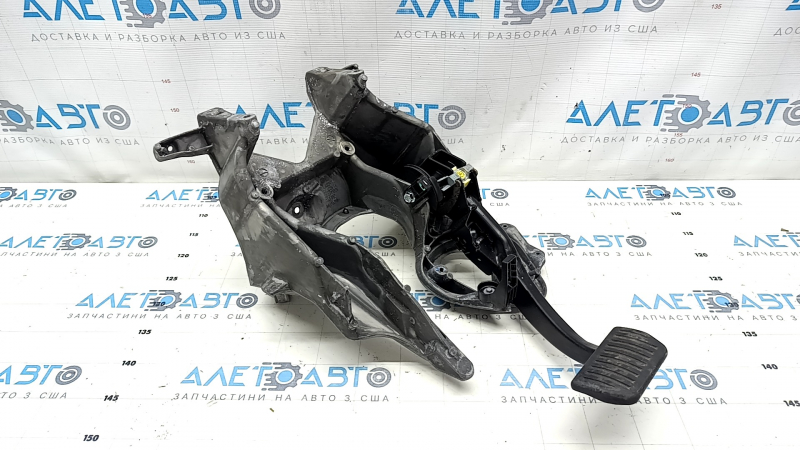 Педаль тормоза Volvo XC60 18-21 T5, T6 с пиропатроном, датчиком и кронштейном