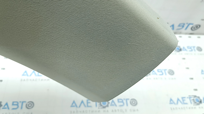 Накладка центральной стойки верхняя ремень правая Volvo XC60 18-26 серая, потерта, под чистку