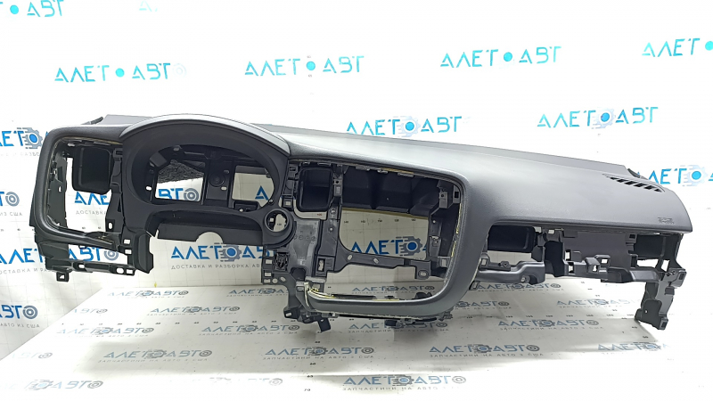 Торпедо передняя панель с AIRBAG Mitsubishi Outlander 14-22 черная, ржавый пиропатрон