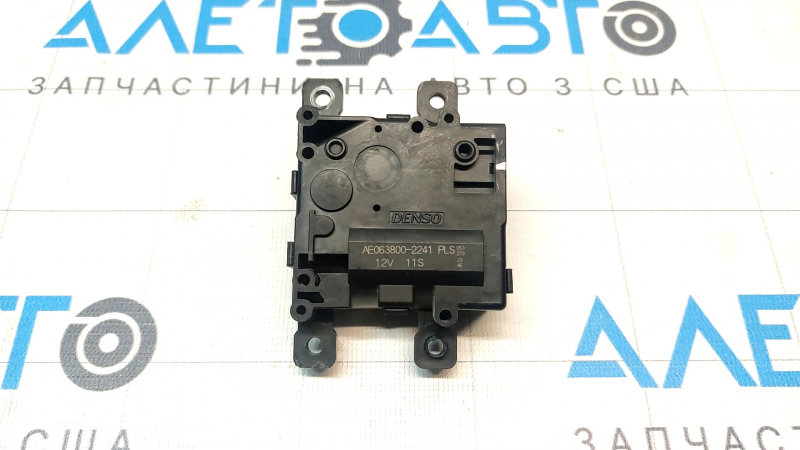 Актуатор моторчик привод печки кондиционер Lexus RX350 RX450h 16-22