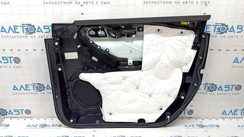 Обшивка двери карточка передняя левая Ford Explorer 20-20 кожа черная, Platinum, подлокотник и вставка черная кожа с коричневой строчкой,с ручкой, подсветка, царапины