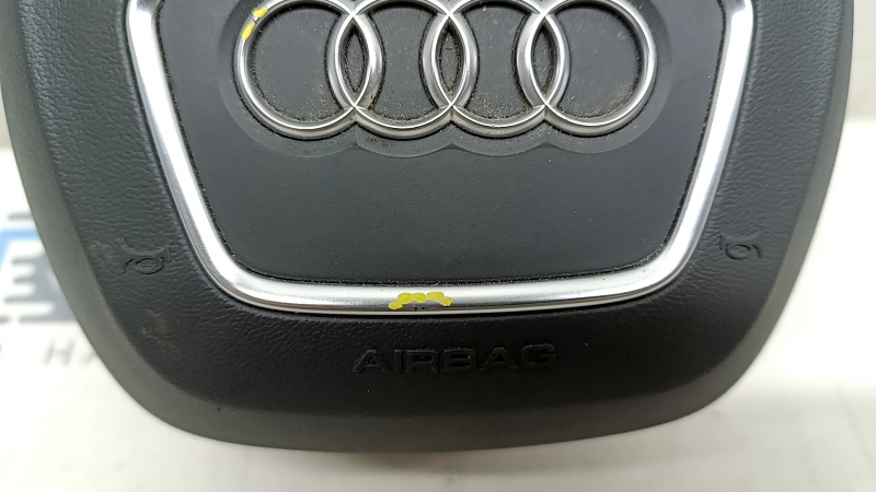 Подушка безопасности airbag в руль водительская Audi Q7 16-19 темно серая, тычки на хроме