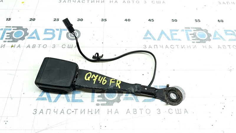 Защелка пассажирского ремня Audi Q7 16-26 черная
