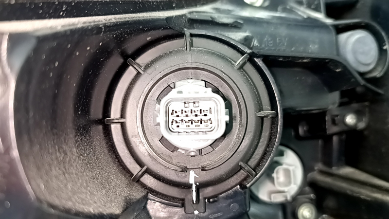 Фонарь внешний крыло правый Honda CRV 23-26