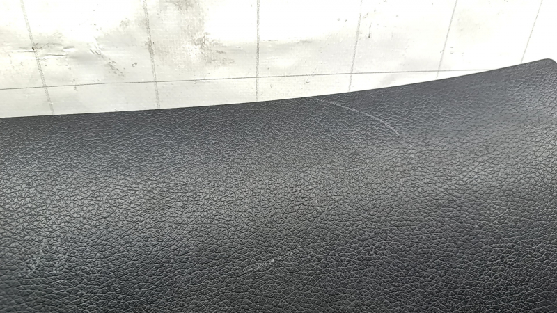 Перчаточный ящик, бардачок Nissan Rogue Sport 17-19 черный, царапины