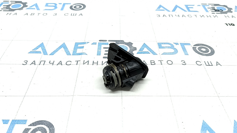 Личинка замка двери передней левой Volvo XC40 19-26