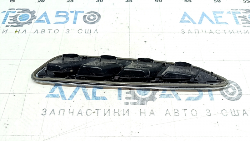 Накладка воздуховода на крыле передняя правая BMW X3 G01 18-21 глянцевый хром
