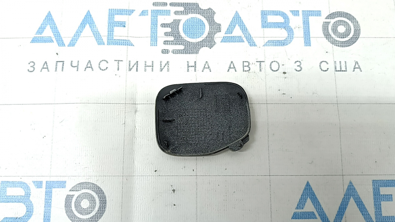 Заглушка буксировочного крюка переднего бампера Volvo XC40 19-22