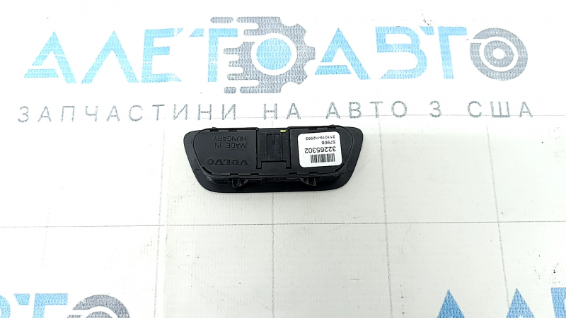 Микрофон в потолке передний правый Volvo XC40 19-26 черный
