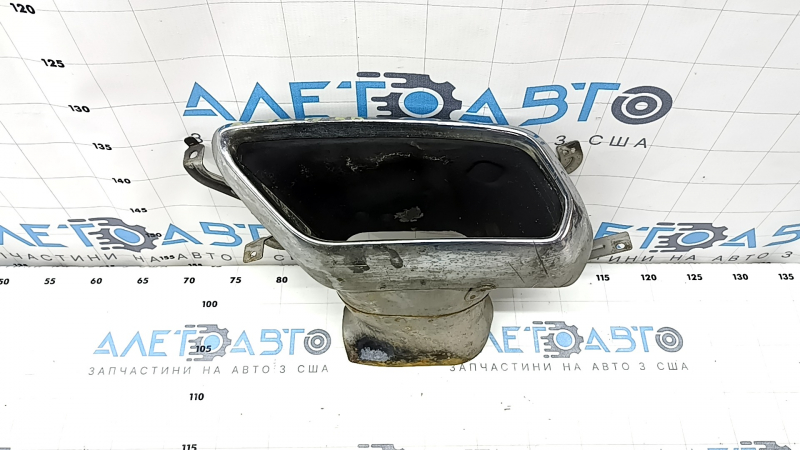 Насадка глушителя правая Volvo XC40 19-26 хром