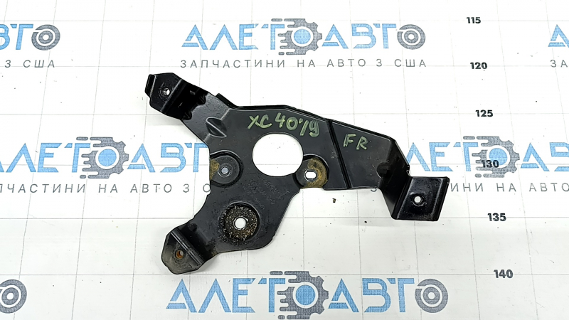Кронштейн переднего сабвуфера Volvo XC40 19-26 LHD