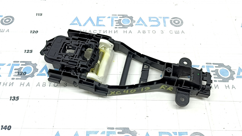 Механизм ручки двери задней правой Volvo XC40 19-26