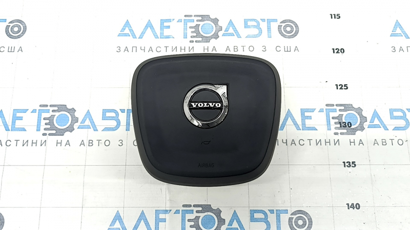 Подушка безопасности airbag в руль водительская Volvo XC40 19-24 черная, ржавый пиропатрон, царапина