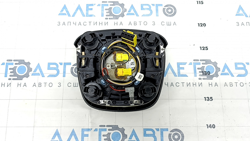 Подушка безопасности airbag в руль водительская Volvo XC40 19-24 черная, ржавый пиропатрон, царапина