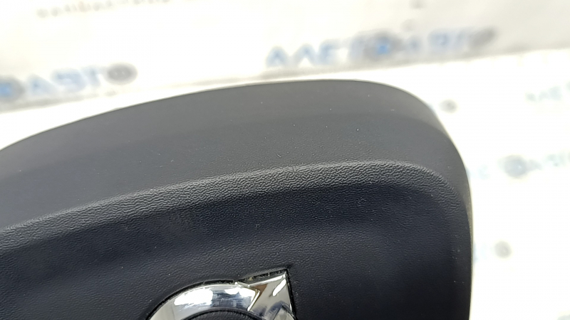 Подушка безопасности airbag в руль водительская Volvo XC40 19-24 черная, ржавый пиропатрон, царапина