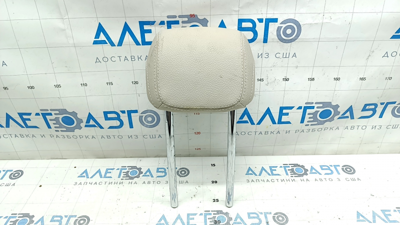 Подголовник 2 ряда правый Mercedes C-class W205 15-21 кожа бежевая