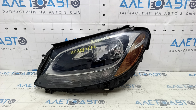 Фара передняя левая Mercedes C-class W205 15-18 галоген, с уплотнителем