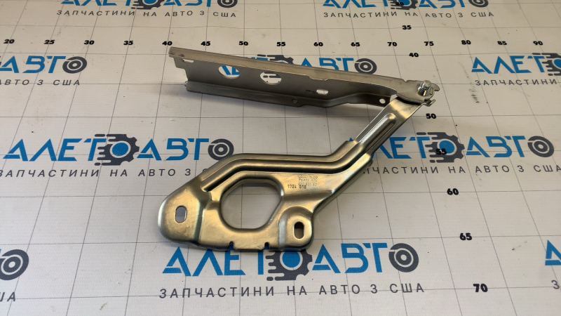 Петля капота левая Audi A6 C8 19-24