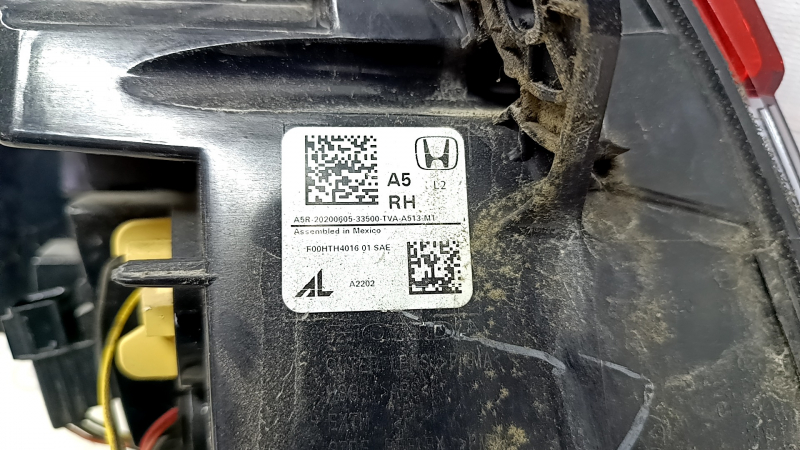 Фонарь внешний крыло правый Honda Accord 18-20 hybrid