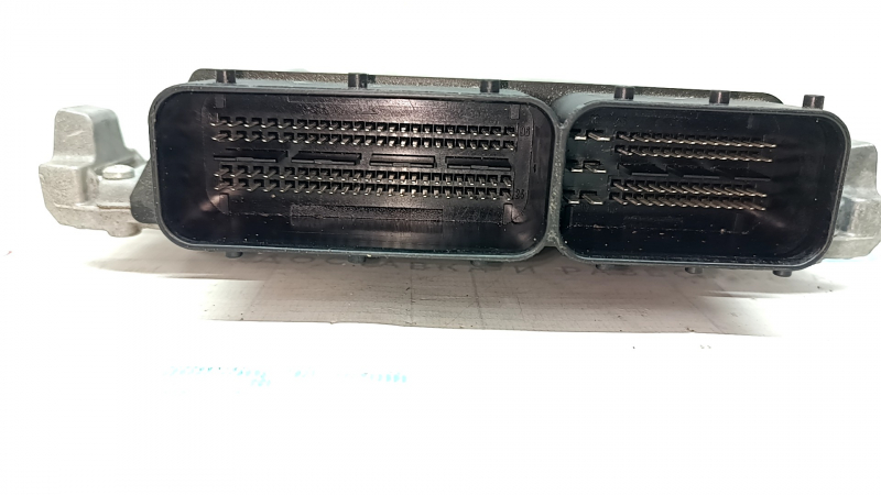 Блок ECU компьютер двигателя Mercedes C-class W205 300/350e/350h 15-18