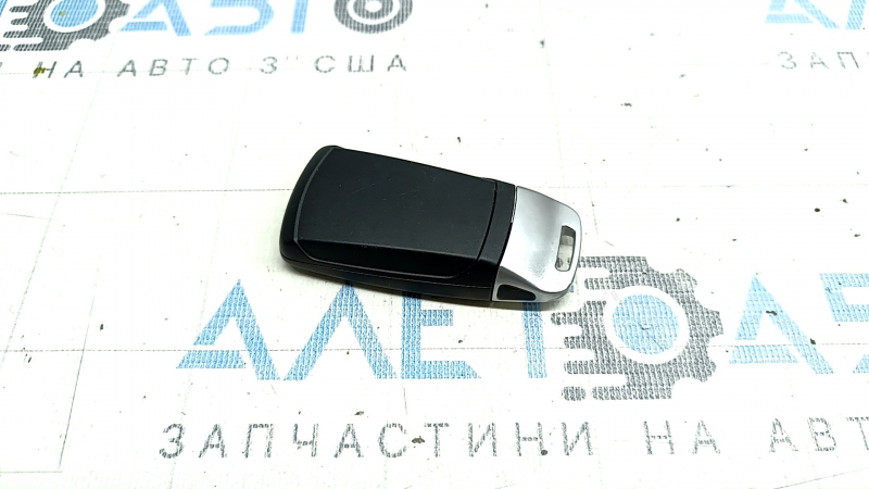 Ключ Audi Q5 80A 18-24 keyless, 4 кнопки, тип 1, царапины
