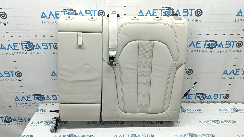 Спинка заднего ряда 2 ряд левая BMW X5 G05 19-22 под 2 ряда, кожа Elfenbein-Weiss, под чистку, вмятины