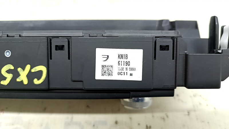 Управление климат-контролем Mazda CX-5 19-22 auto, царапины