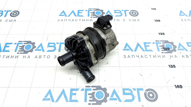Насос помпа охлаждения дополнительный Audi A6 C7 12-15 3.0T