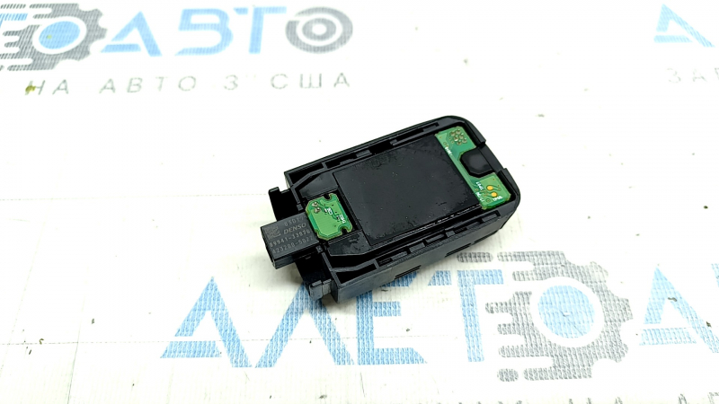 Датчик дождя Toyota Highlander 20-22 hybrid