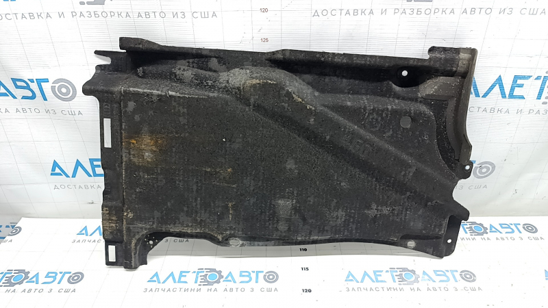 Защита днища задняя левая Audi A6 C7 12-18 надорвано крепление