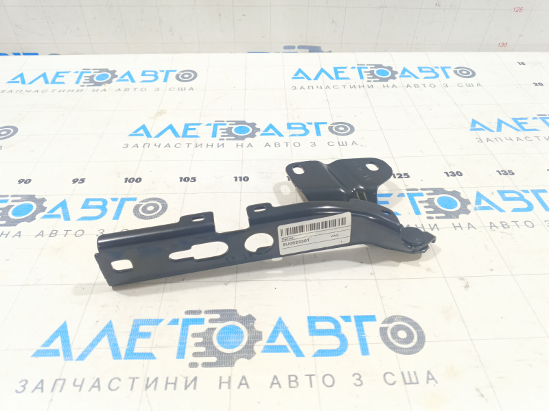 Петля капота левая Audi Q3 8U 15-18