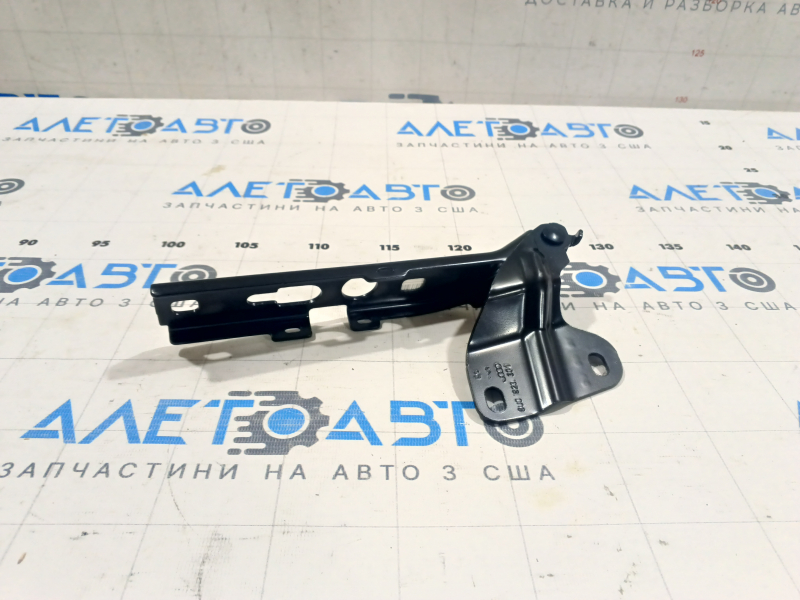 Петля капота левая Audi Q3 8U 15-18