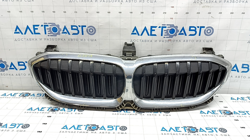 Решетка радиатора grill в сборе BMW 3 G20 19-22 с жалюзи, хром, без камеры, песок, надлом креп