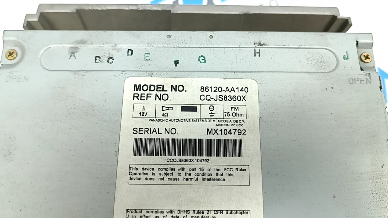 Головное устройство Toyota Solara 2.4 04-06 царапины