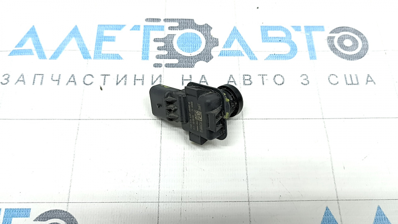 Камера заднего вида Ford Escape MK3 17-19 рест, царапина