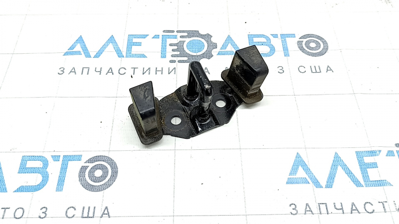 Крюк замка двери багажника Ford Escape MK3 17-19 рест