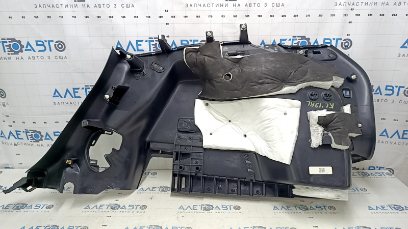 Обшивка арки левая Jeep Cherokee KL 19-23 черная, под электро крышку, царапины, потерта, примят пластик, без накладки