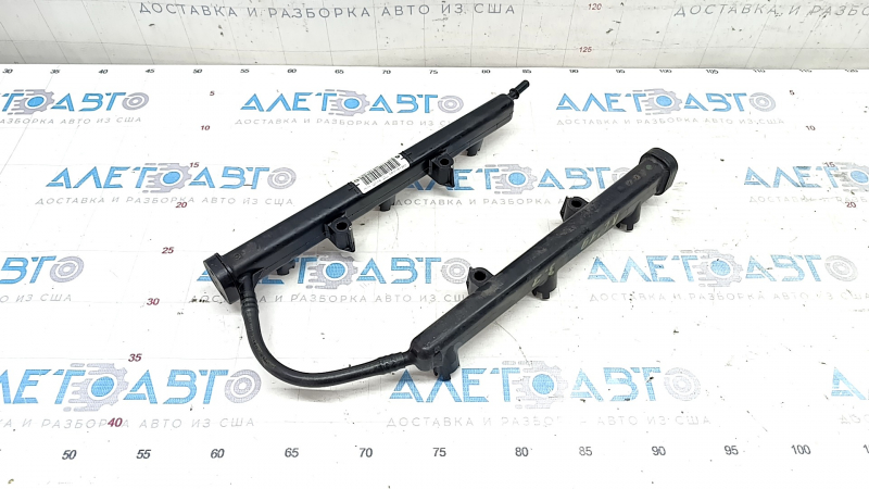 Топливная рейка Jeep Cherokee KL 14-22 3.2