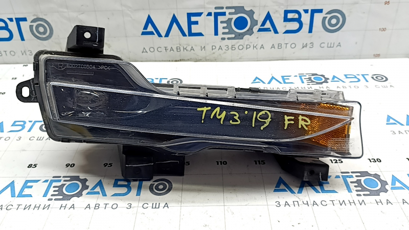 Противотуманная фара птф правая Tesla Model 3 18-23 с поворотником, с корректором, песок