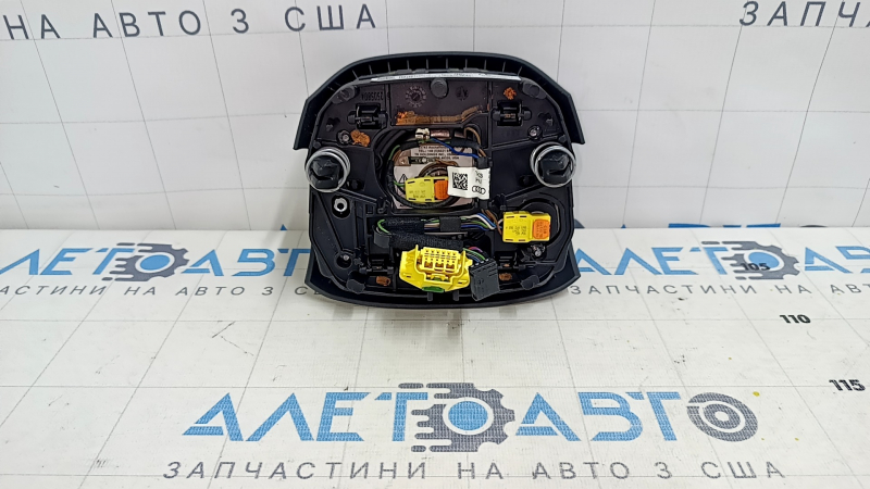 Подушка безопасности airbag в руль водительская Audi Q5 80A 18-21 серая, тип 1, царапины
