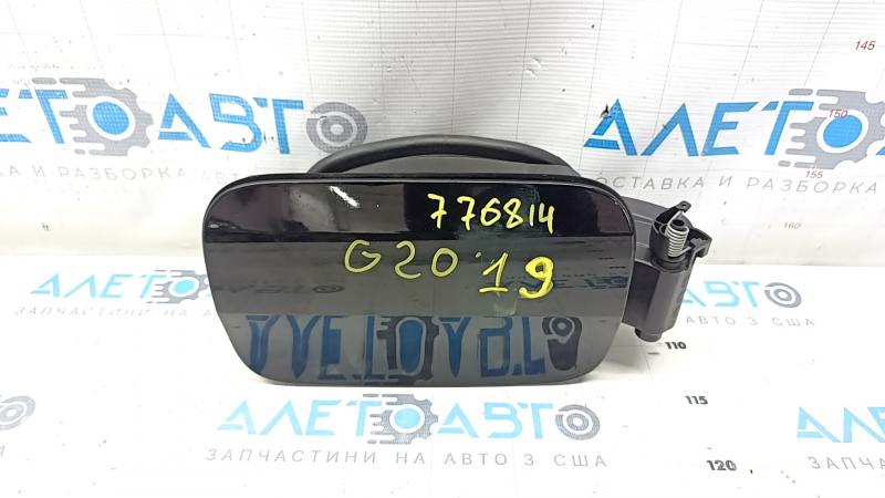 Лючок бензобака с корпусом BMW 3 G20 19-26 2.0T, B58, S58 с замком на 2 пина, надорван уплотнитель, сломана защелка
